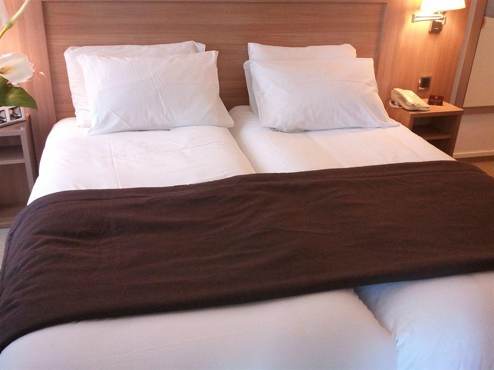 Hotel Boris V. By Happyculture Levallois-Perret Buitenkant foto