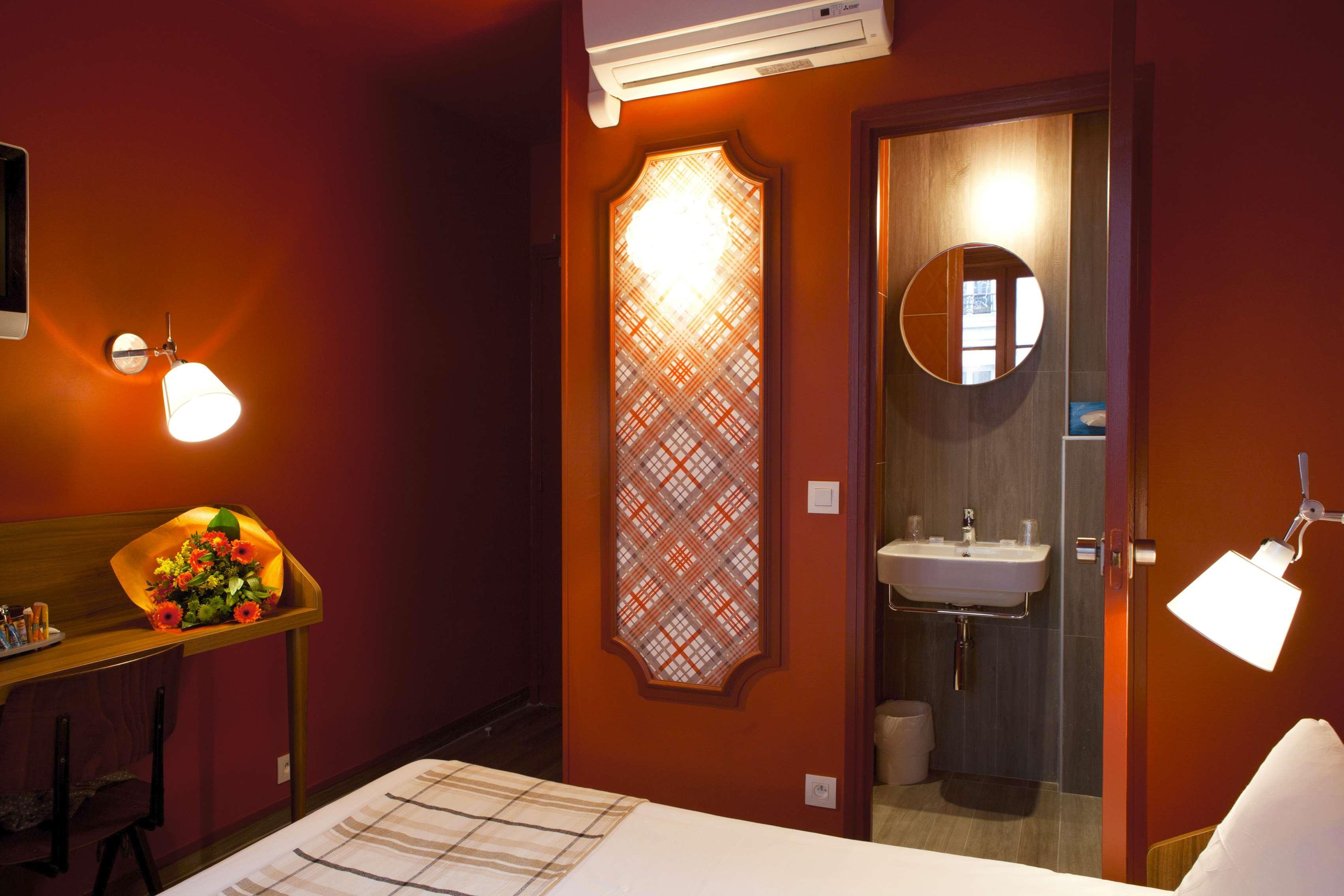 Hotel Boris V. By Happyculture Levallois-Perret Buitenkant foto
