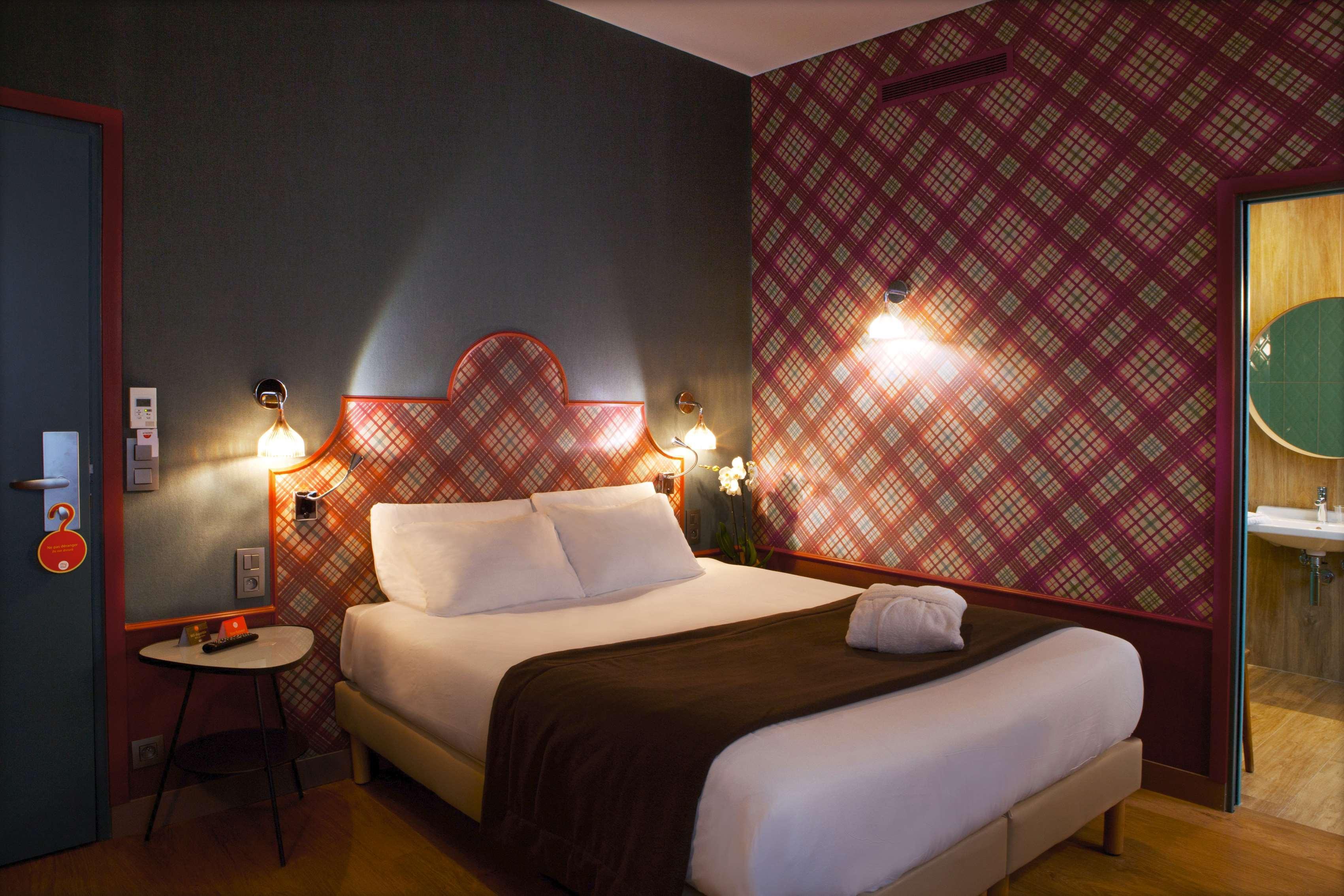 Hotel Boris V. By Happyculture Levallois-Perret Buitenkant foto