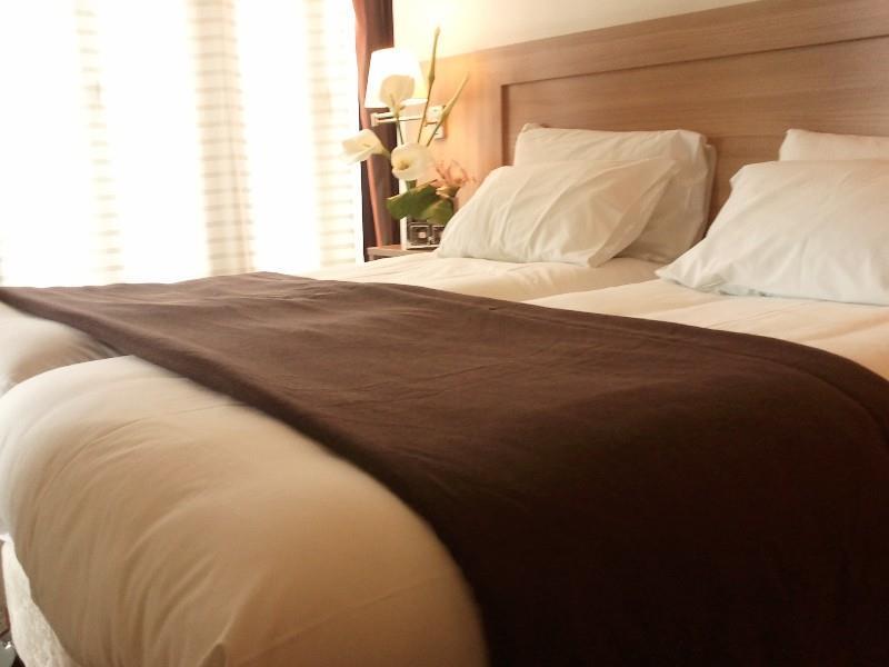 Hotel Boris V. By Happyculture Levallois-Perret Kamer foto