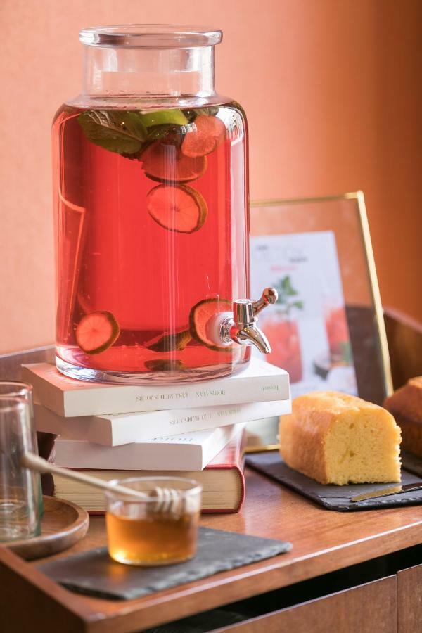 Hotel Boris V. By Happyculture Levallois-Perret Buitenkant foto